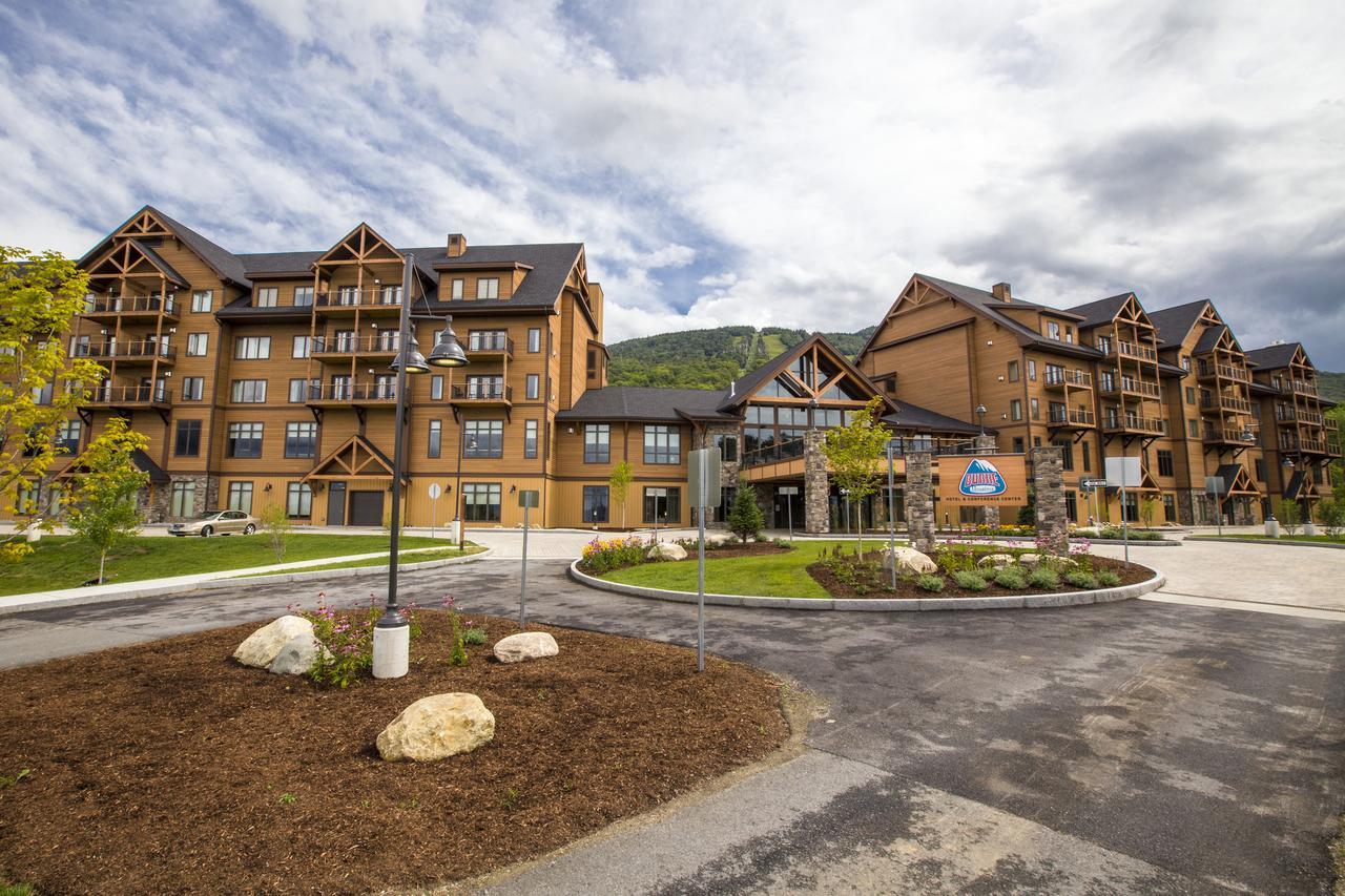 Burke Mountain Hotel And Conference Center エクステリア 写真
